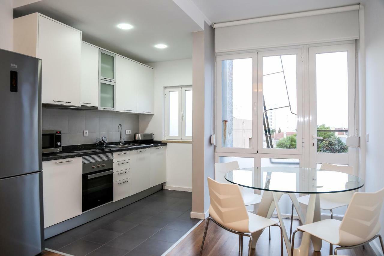 Sao Joao Studios & Flats By Lisbon Village Apartments Екстериор снимка